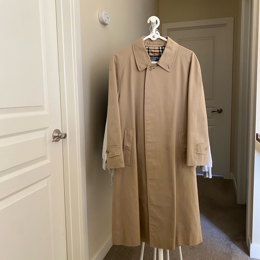 Vintage Burberrys London Beige Trench Coat
